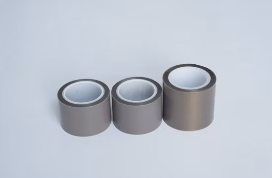 シリコーン接着剤付き白色高温耐性スカイブド PTFE フィルム テープ